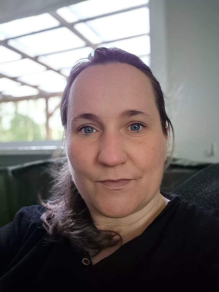 Cindy Uleviche - Lohnbuchhalterin und Dozentin mit Fokus auf DATEV